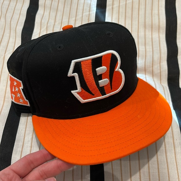 Bengals- New Era Snapback Hat - Picture 1 of 2